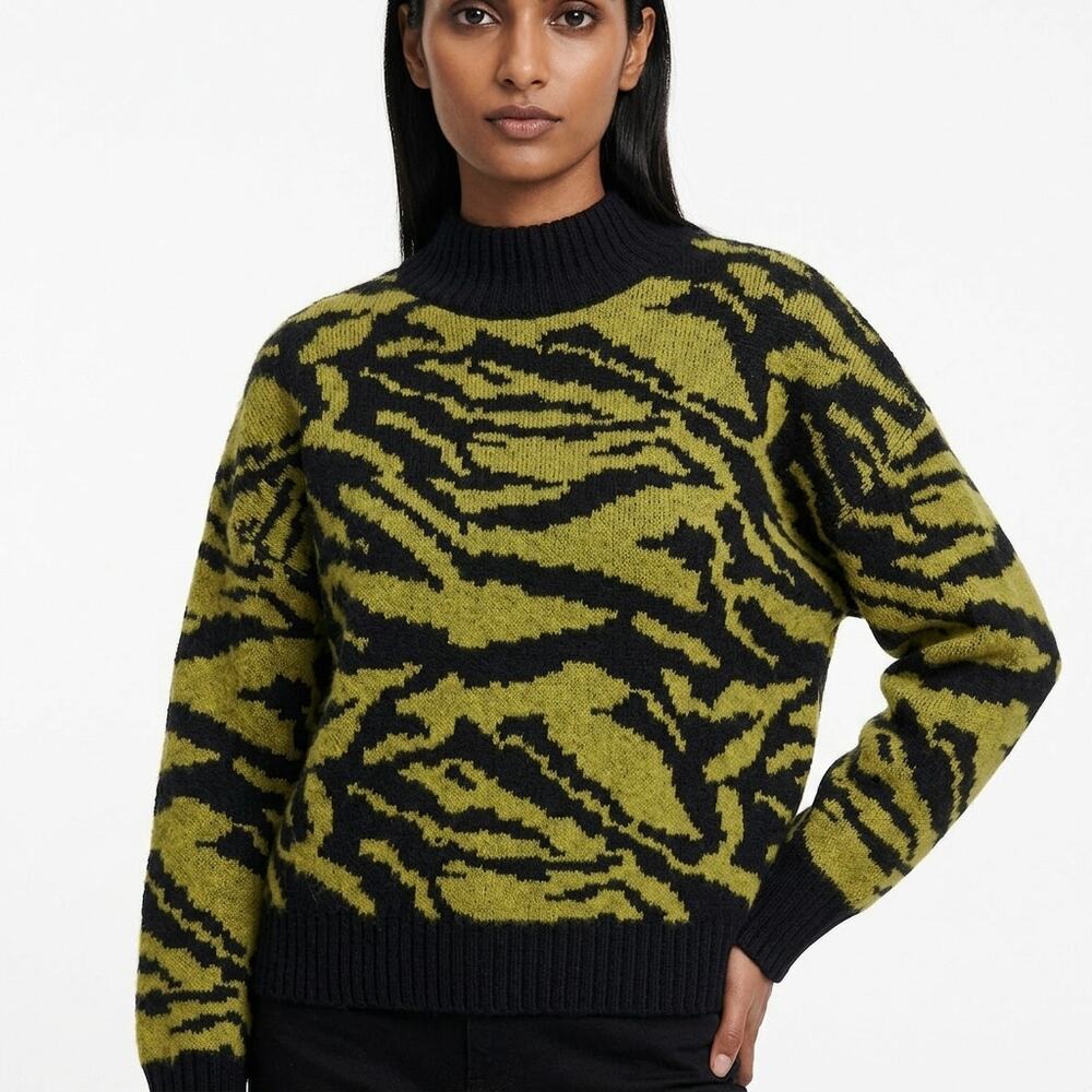 HaveONE Made in Italy Animal Print Sweater Women See Measurements
